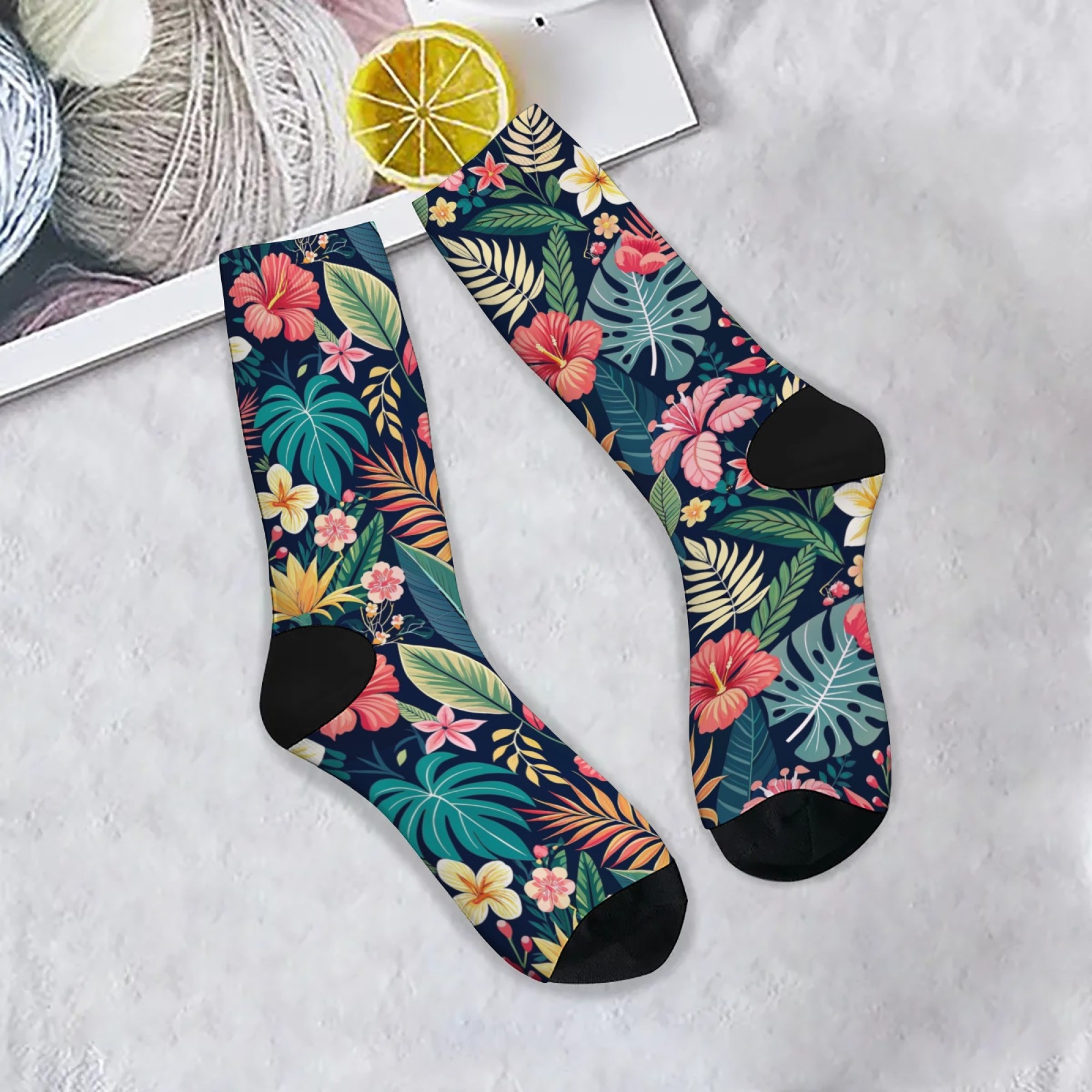 Outdoor Sport Hose - Tropical Floral Retro Fashion Men's Socks